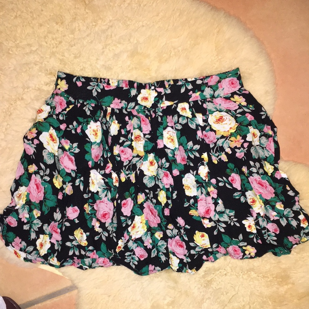 Black Floral Skirt with Elastic Band